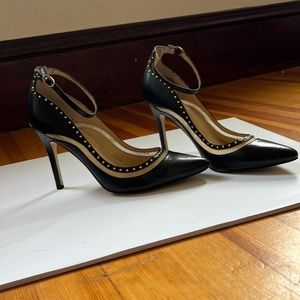 Pumps with ankle strap